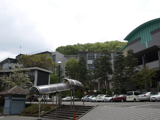 國學院大學栃木中学校の校舎の写真