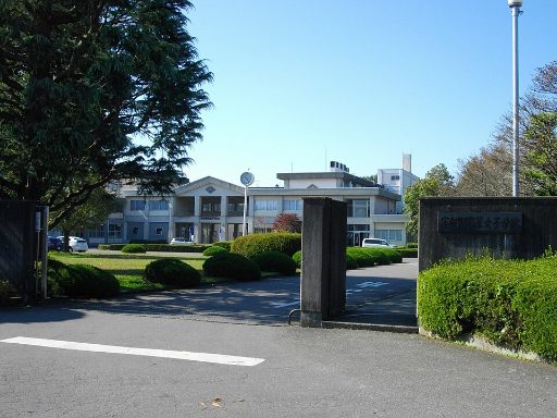 星の杜中学校の校舎の写真