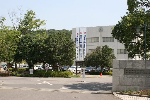 東京農業大学第三高等学校附属中学校の校舎の写真