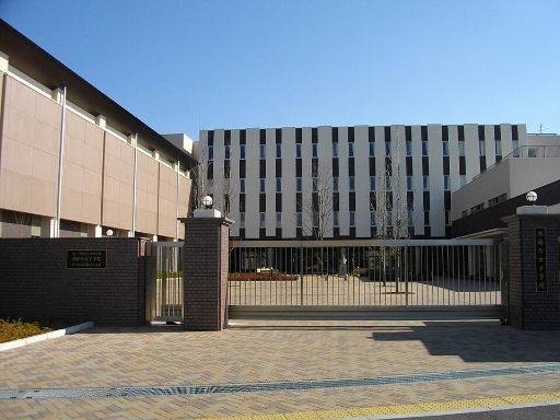 国府台女子学院中学部の校舎の写真