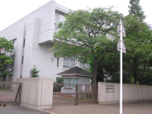 渋谷教育学園幕張中学校の校舎の写真