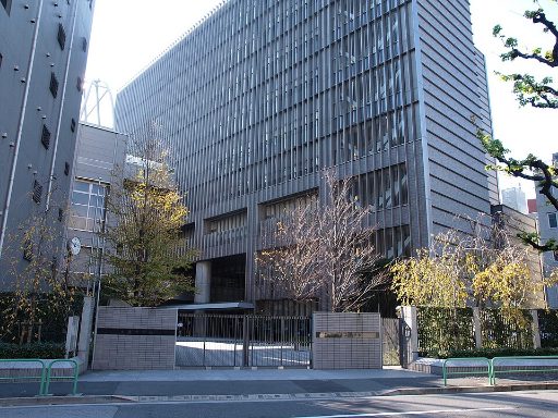 大妻中学校の校舎の写真