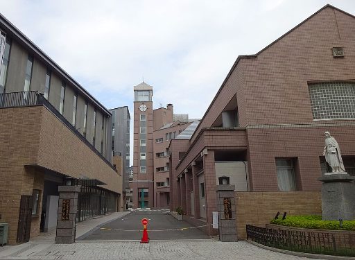 暁星中学校の校舎の写真