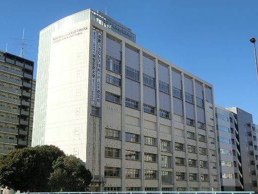 開智日本橋学園中学校の校舎の写真