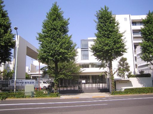 獨協中学校の校舎の写真