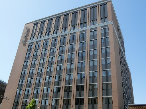 日本大学豊山中学校の校舎の写真