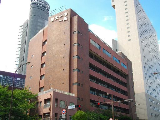 日本大学第一中学校の校舎の写真