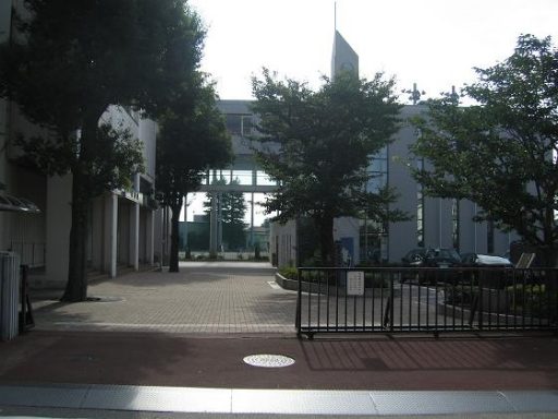 世田谷学園中学校の校舎の写真