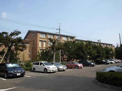 サレジアン国際学園世田谷中学校の校舎の写真