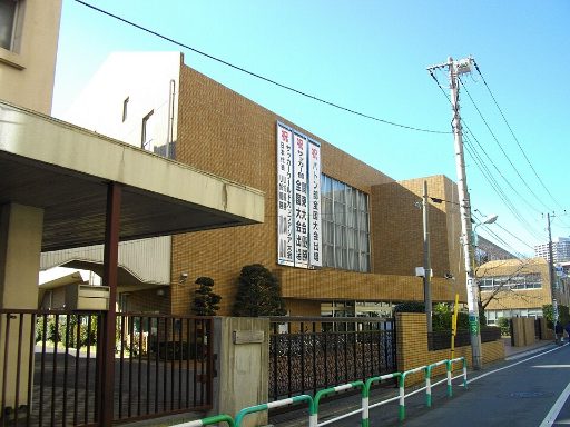 十文字中学校の校舎の写真