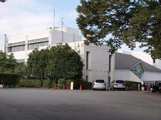 啓明学園中学校の校舎の写真
