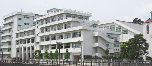 静岡雙葉中学校の校舎の写真