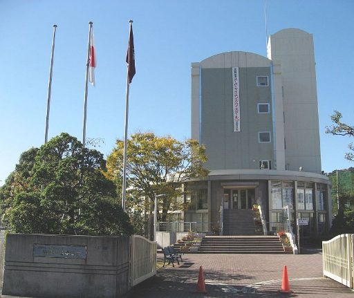 静岡北中学校の校舎の写真