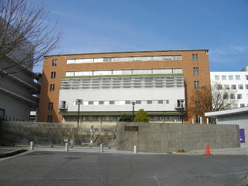 愛知淑徳中学校の校舎の写真