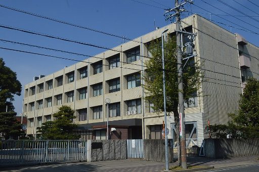東海中学校の校舎の写真