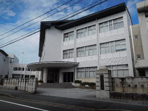 皇學館中学校の校舎の写真