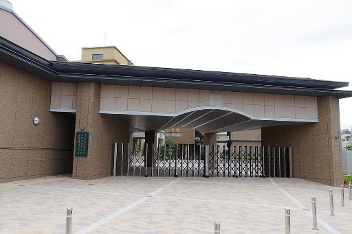 京都文教中学校の校舎の写真