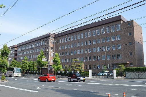 京都光華中学校の校舎の写真