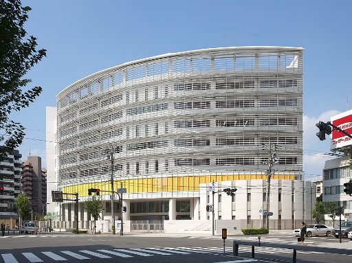 金蘭会中学校の校舎の写真