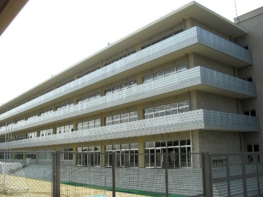 追手門学院中学校の校舎の写真