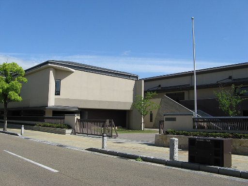 淳心学院中学校の校舎の写真
