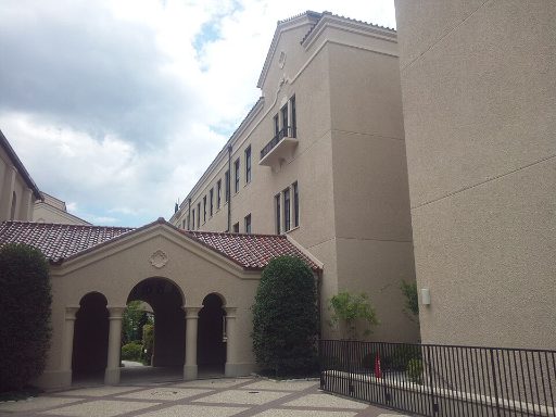 関西学院中学部の校舎の写真