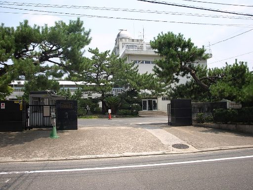 広島大学附属東雲中学校の校舎の写真