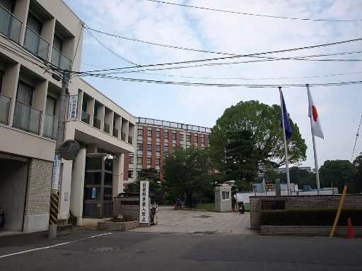 安田女子中学校の校舎の写真