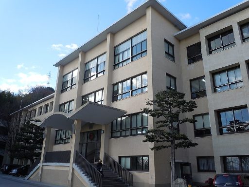 広島学院中学校の校舎の写真