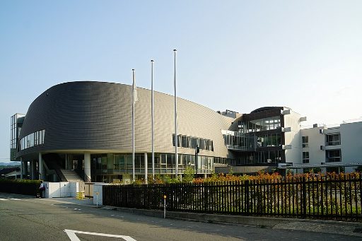 野田学園中学校の校舎の写真