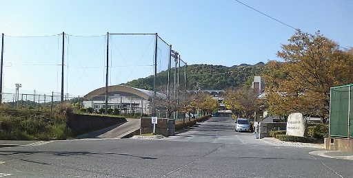 香川県立高松北中学校の校舎の写真