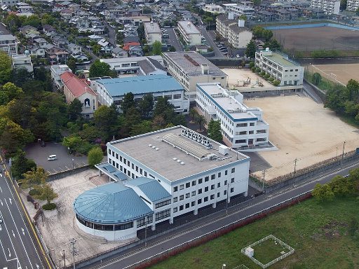 明豊中学校の校舎の写真