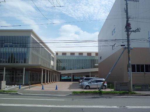 市立札幌開成中等教育学校の校舎の写真